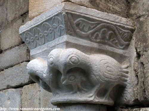 CAPITEL DE LAS ARCADAS DEL MURO SUR